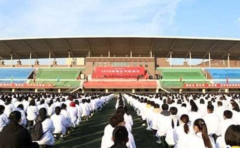 开学典礼高一新生发言稿
