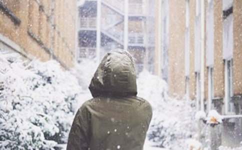 下雪干净治愈唯美文案