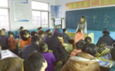期中考试家长会家长发言稿