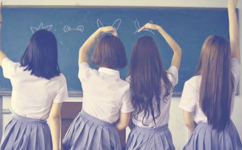 同学二三事作文