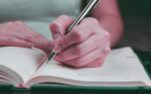 学会赏识、赞美他人作文