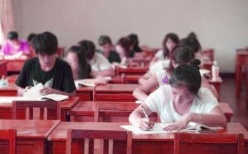 期中考试以后作文400字