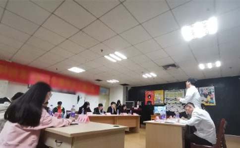 国际大专辩论赛观后感